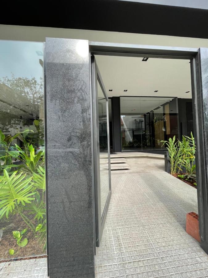 Апартаменти Edificio El Arbol Piso 2 Коррієнтес Екстер'єр фото